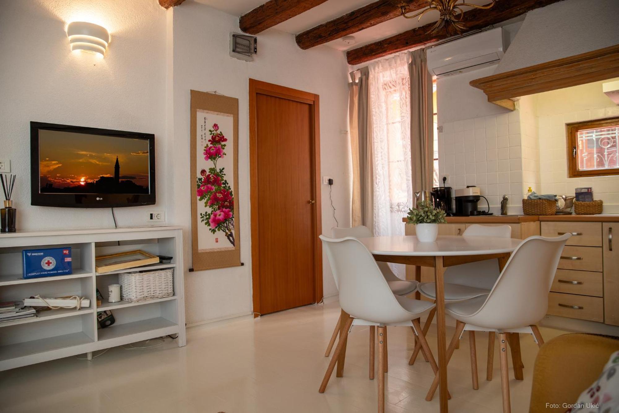 Apartment Jolli Rovinj Exterior photo