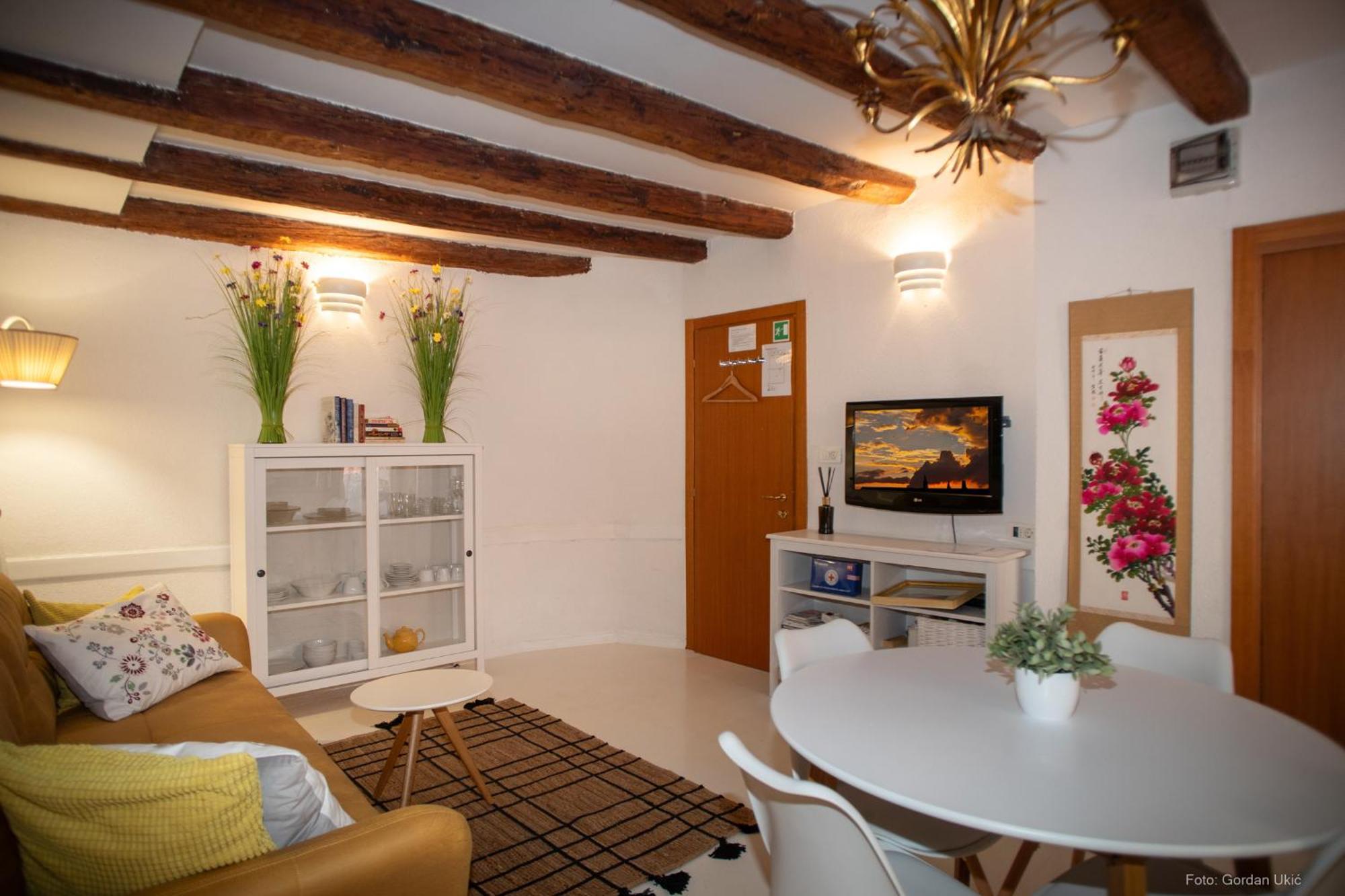 Apartment Jolli Rovinj Exterior photo